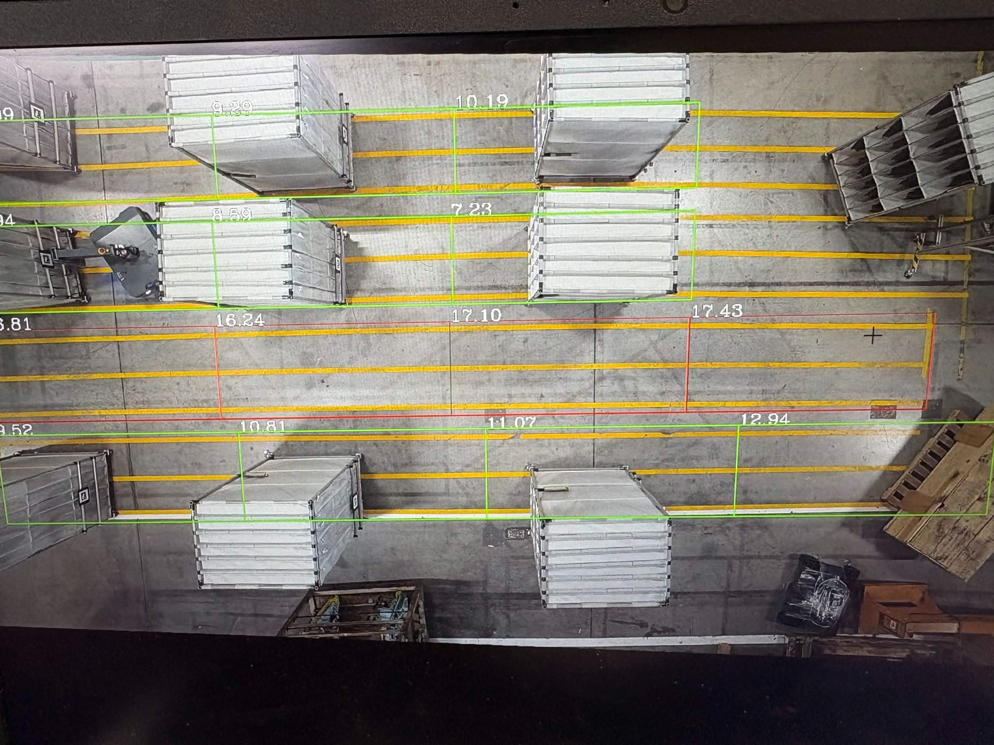 Bird's-eye rack detection